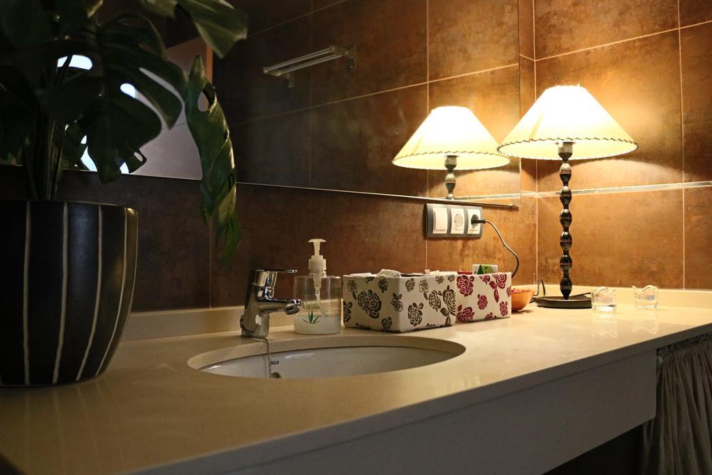 Studio City Center - Aloha Sevilla Экстерьер фото